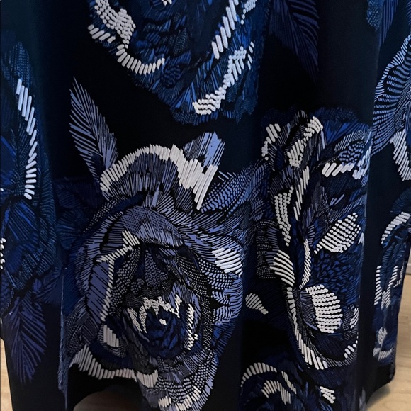 Apt. 9 Blue and Black Floral Long Sleeve Dress - Picture 4 of 7